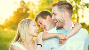 Cuando Dios ocupa el primer lugar, trasforma la familia